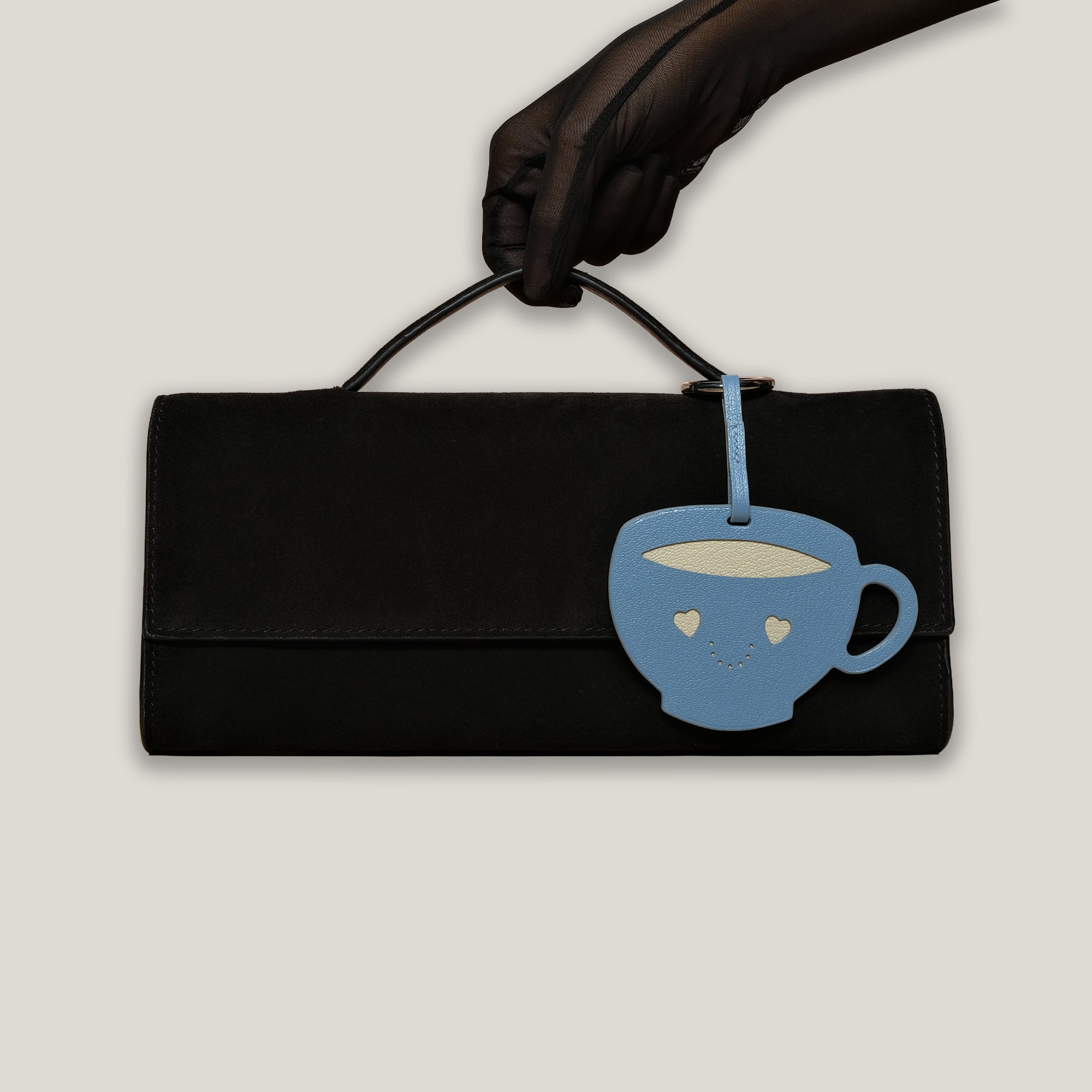 Sippette Charm in Blue Hour Chèvre