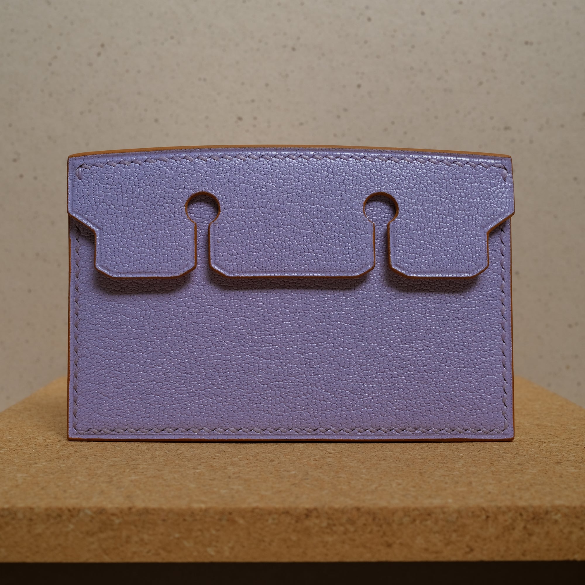 Card Wallet in Lavender Chèvre