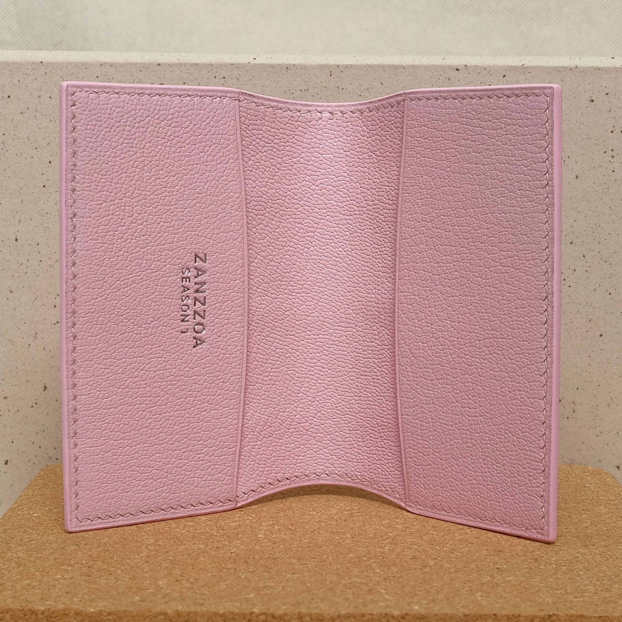 Bifold Card Wallet in Rose Pink Alligator